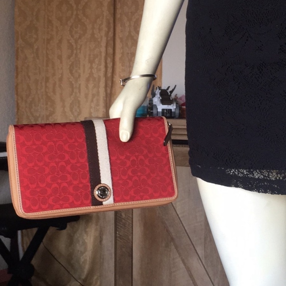Coach wallet - Picture 7 of 10
